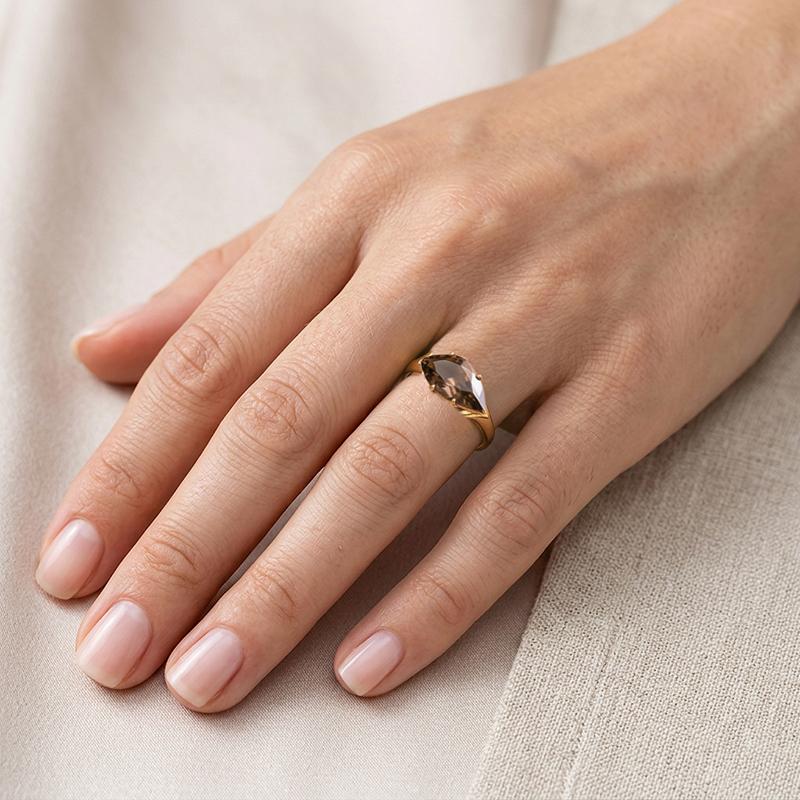 Кольцо декоративное GRANAT JEWELRY, красное золото 585 проба, вставка раухтопаз (GRANAT JEWELRY, Россия) — от 1164.81 руб. в сети магазинов DIAMANTE забронировать в магазине Кольцо декоративное GRANAT JEWELRY, красное золото 585 проба, вставка раухтопаз (GRANAT JEWELRY, Россия)