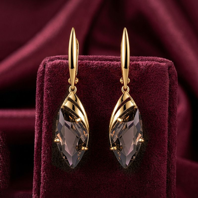 Серьги длинные GRANAT JEWELRY, красное золото 585 проба, вставка раухтопаз (GRANAT JEWELRY, Россия) — от 2154.60 руб. в сети магазинов DIAMANTE забронировать в магазине Серьги длинные GRANAT JEWELRY, красное золото 585 проба, вставка раухтопаз (GRANAT JEWELRY, Россия)