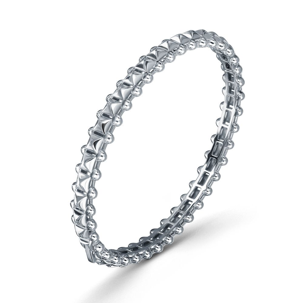 Браслет жесткий CORONA Jewelry, серебро 925 проба (CORONA Jewelry, Россия) — от 538.97 руб. в сети магазинов DIAMANTE забронировать в магазине Браслет жесткий CORONA Jewelry, серебро 925 проба (CORONA Jewelry, Россия)