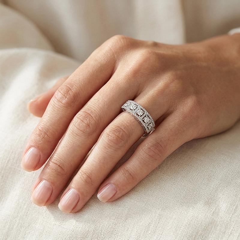 Кольцо декоративное RoseGrace, белое золото 585 проба (RoseGrace, Россия) — от 4461.45 руб. в сети магазинов DIAMANTE забронировать в магазине Кольцо декоративное RoseGrace, белое золото 585 проба (RoseGrace, Россия)